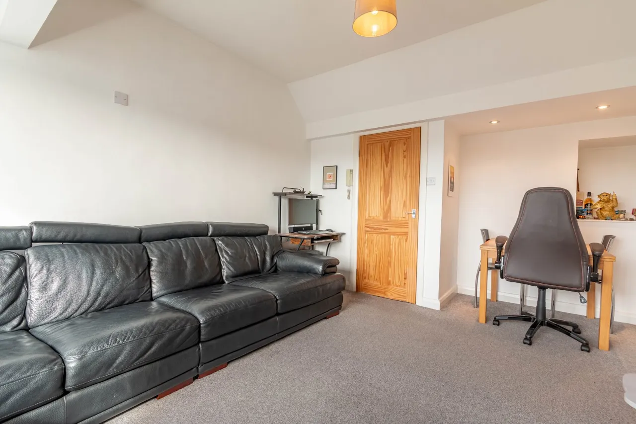 Priestthorpe Lane, Bingley, BD16, photo 2