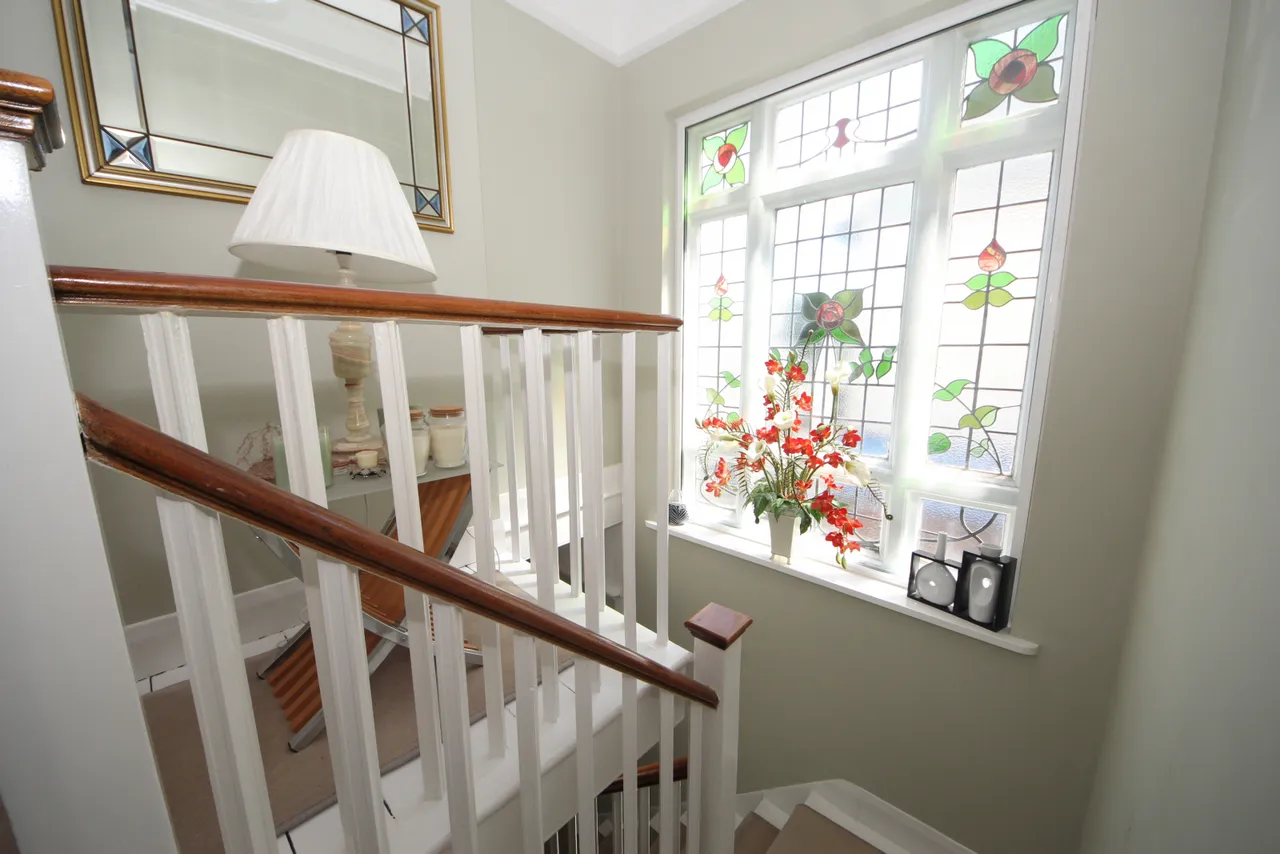 Ridge Avenue, Winchmore Hill N21, photo 7