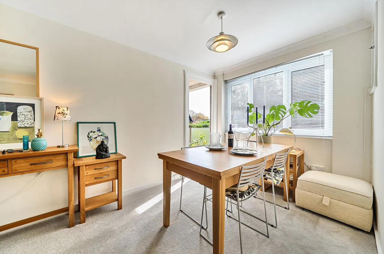 The Drive, Summersdale Court, PO19, photo 3