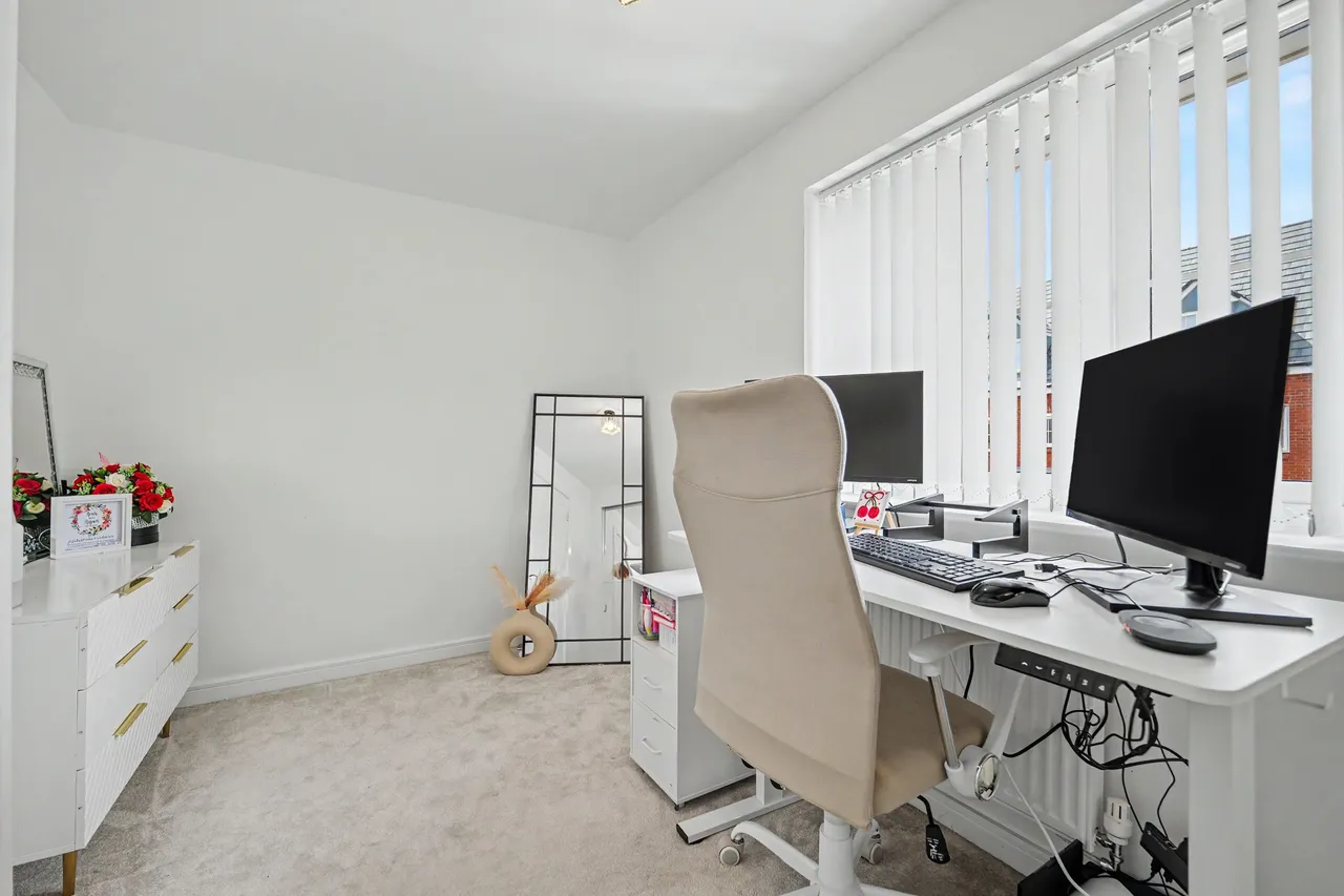 Abbots Drive, Oadby, LE2, photo 12