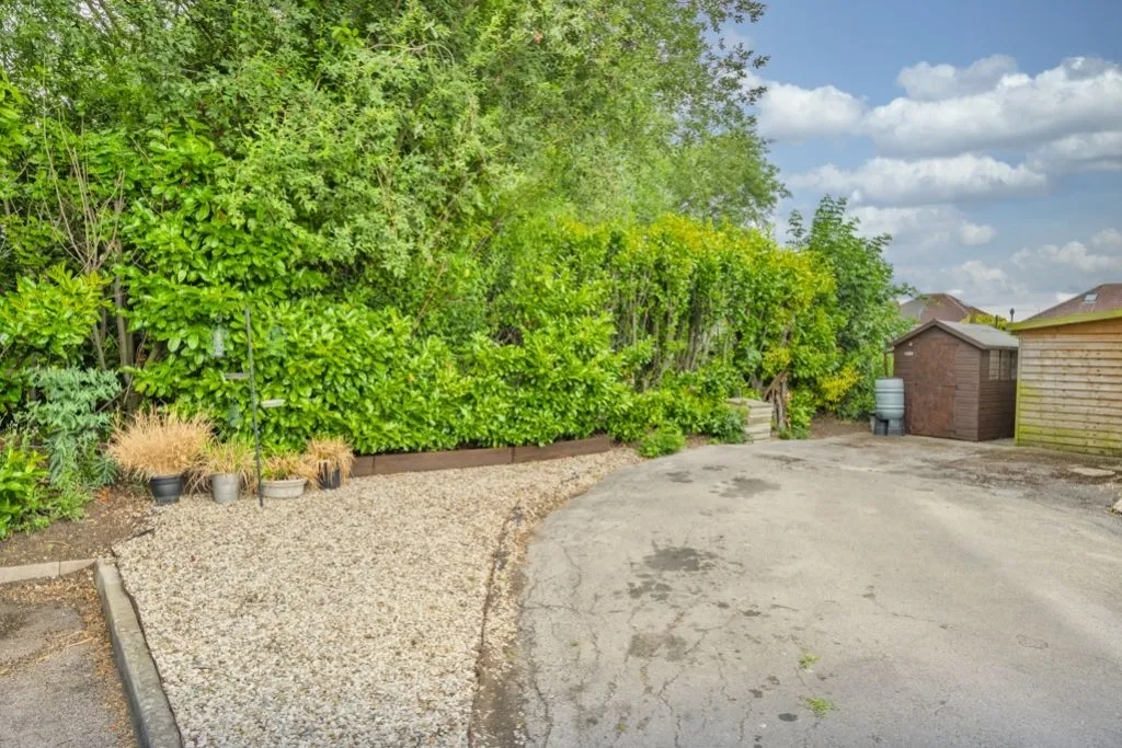 Archer Close, Swindon, SN2, photo 11