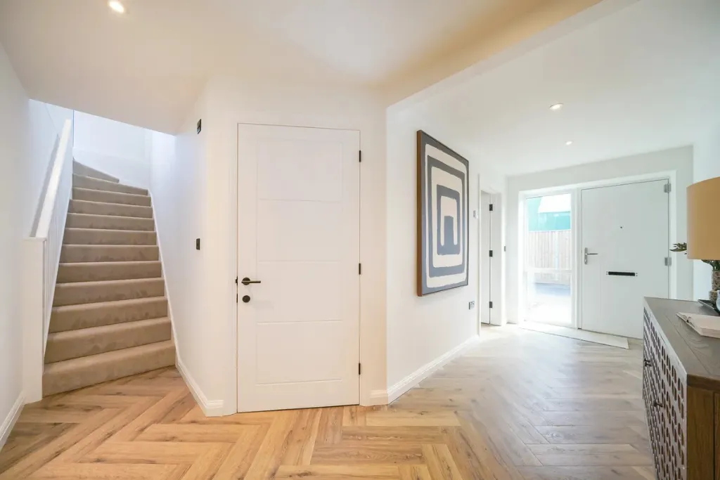 Aylesbury Road, Rowsham, HP22, photo 5