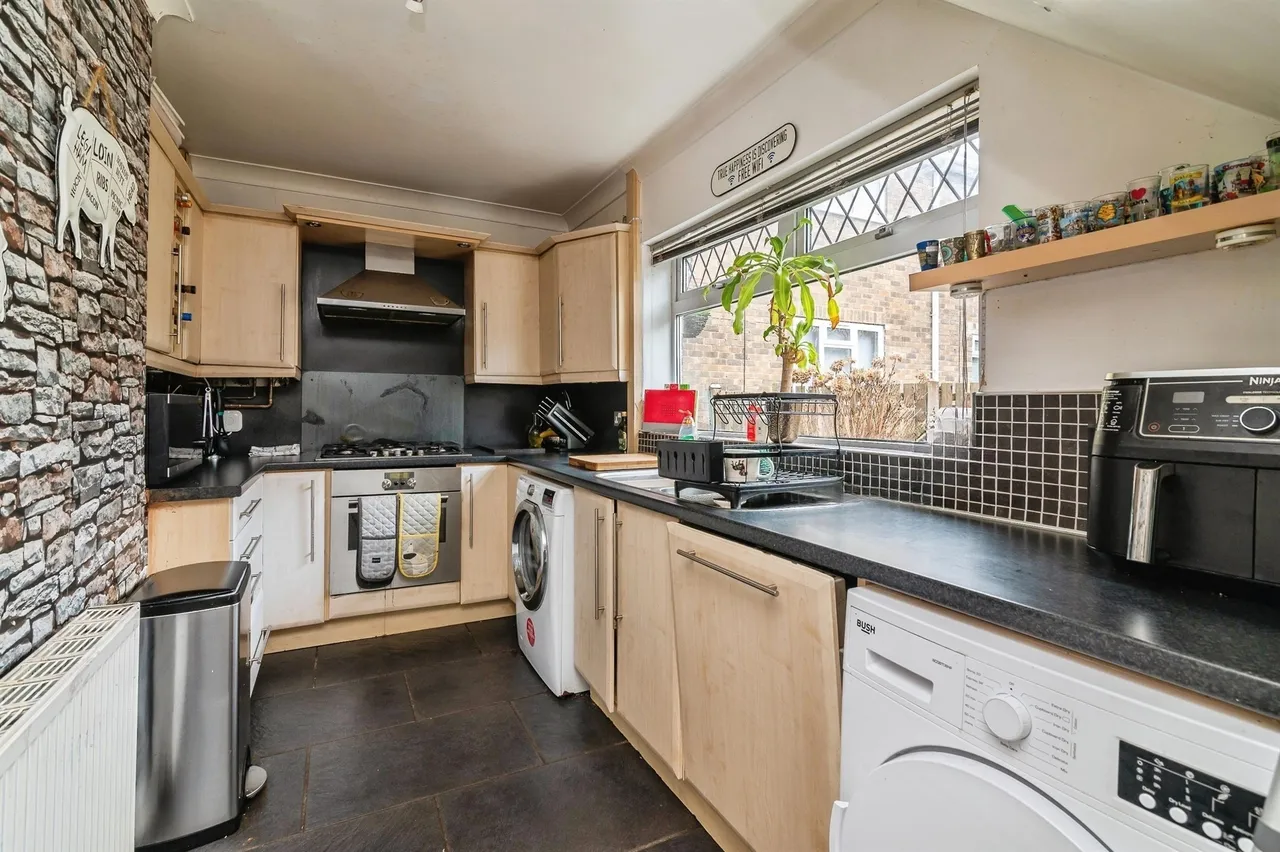 Coronation Road, Bestwood Village, NG6, photo 6