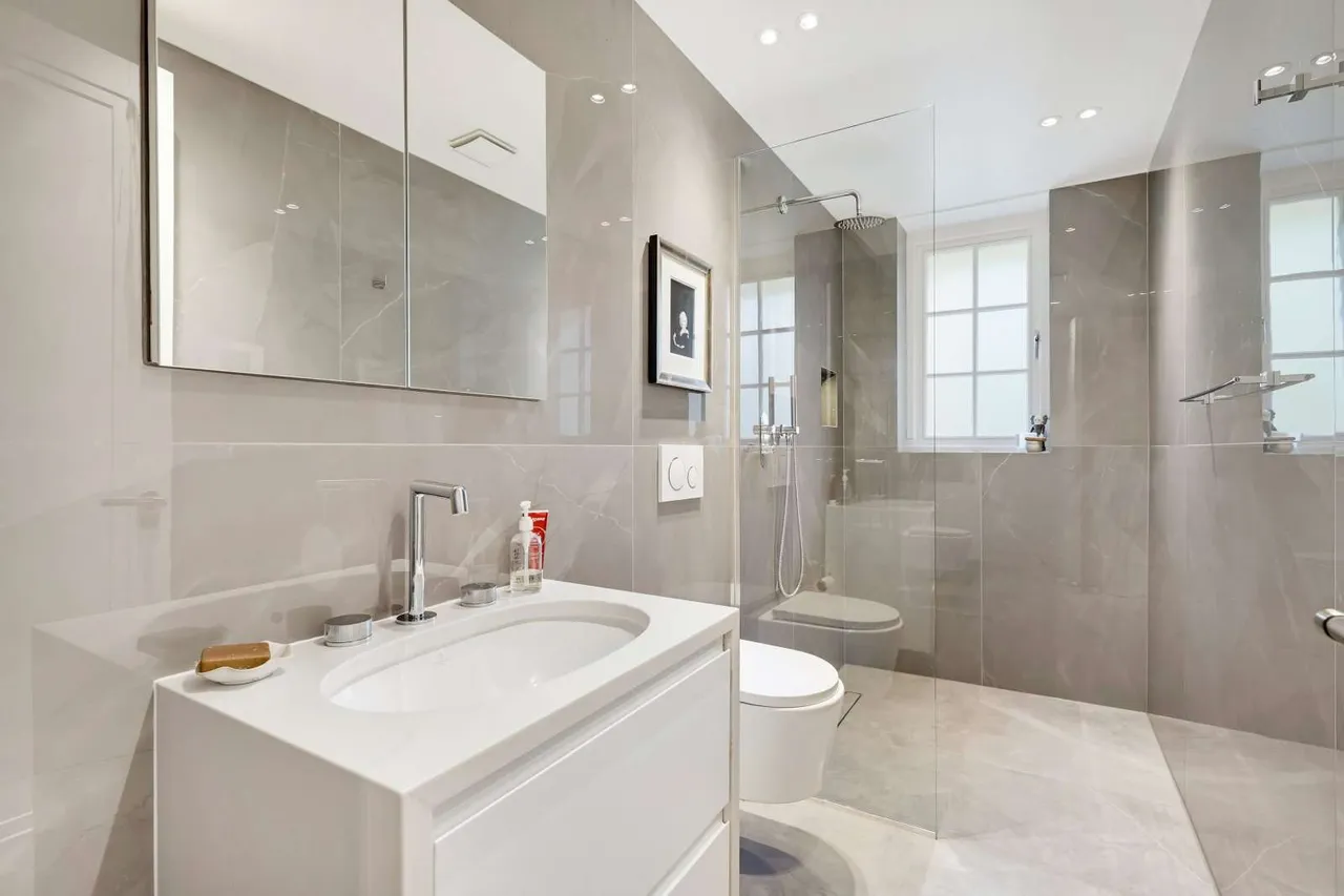 Frognal Lane, London, NW3, photo 9