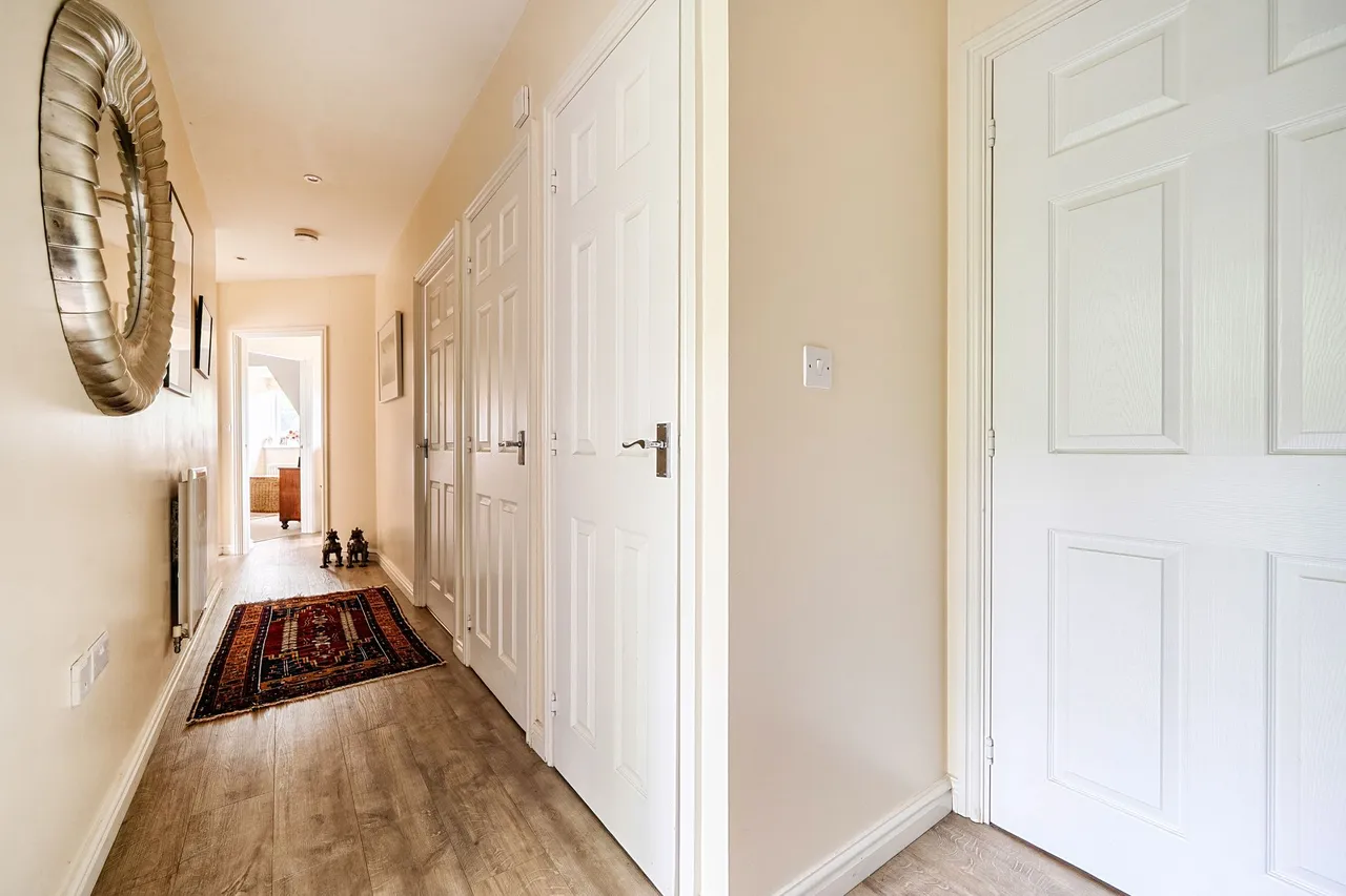 Meadowlands Drive, Haslemere, GU27, photo 13