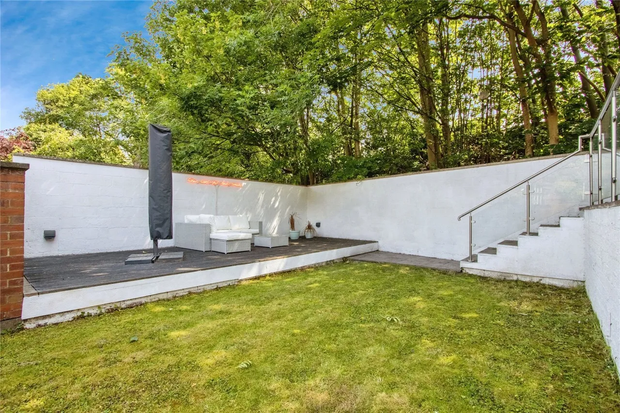 Thornes Lane, Wakefield, West Yorkshire, WF2, photo 26