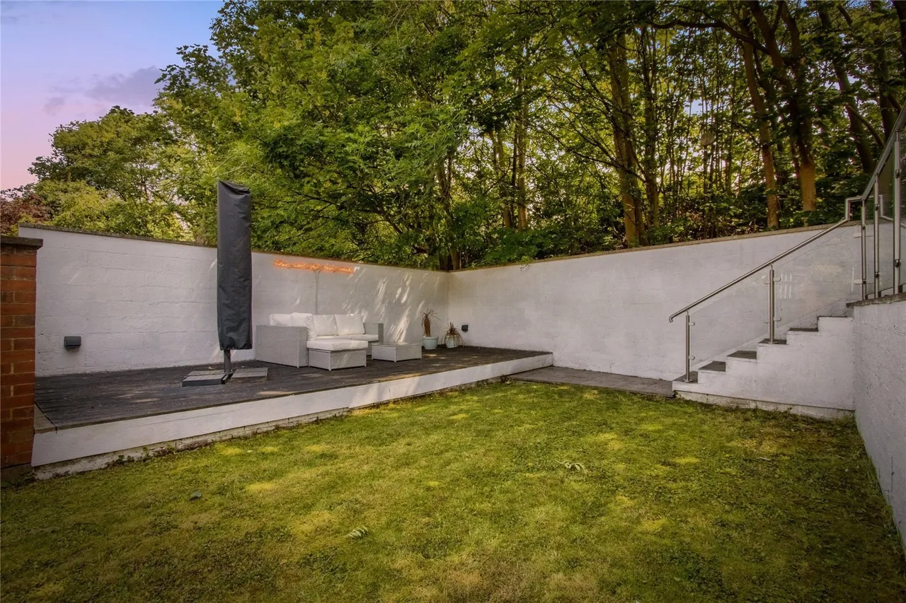 Thornes Lane, Wakefield, West Yorkshire, WF2, photo 28