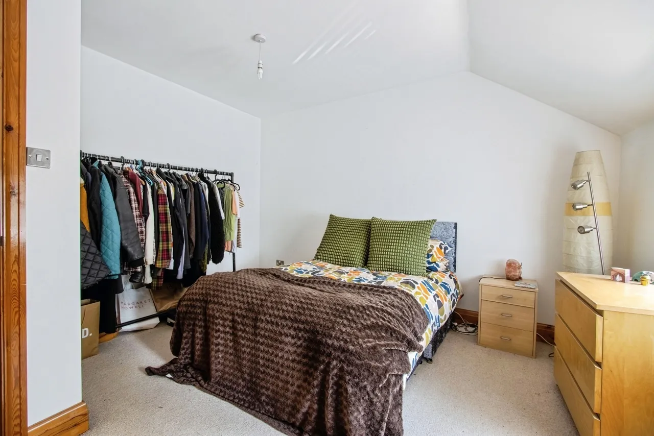 Thornes Lane, Wakefield, West Yorkshire, WF2, photo 13