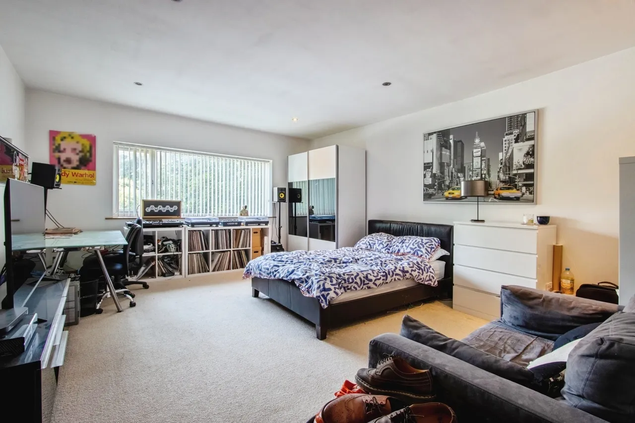 Thornes Lane, Wakefield, West Yorkshire, WF2, photo 14