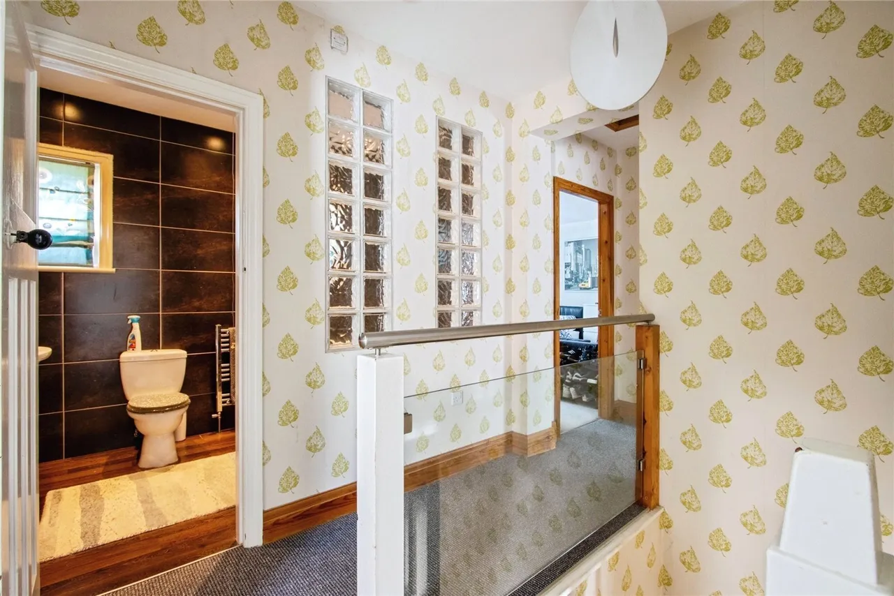 Thornes Lane, Wakefield, West Yorkshire, WF2, photo 12