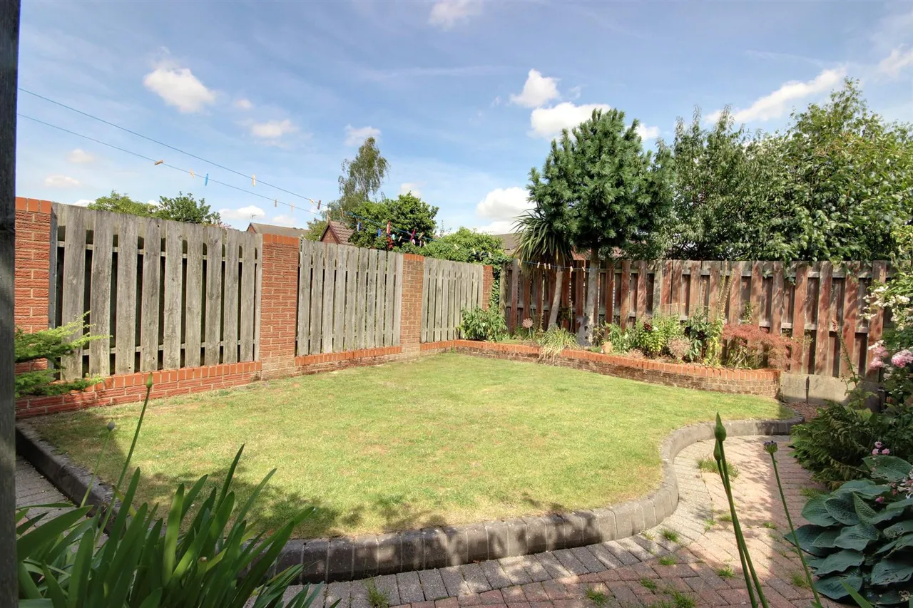Burton Road, Cottingham, photo 11