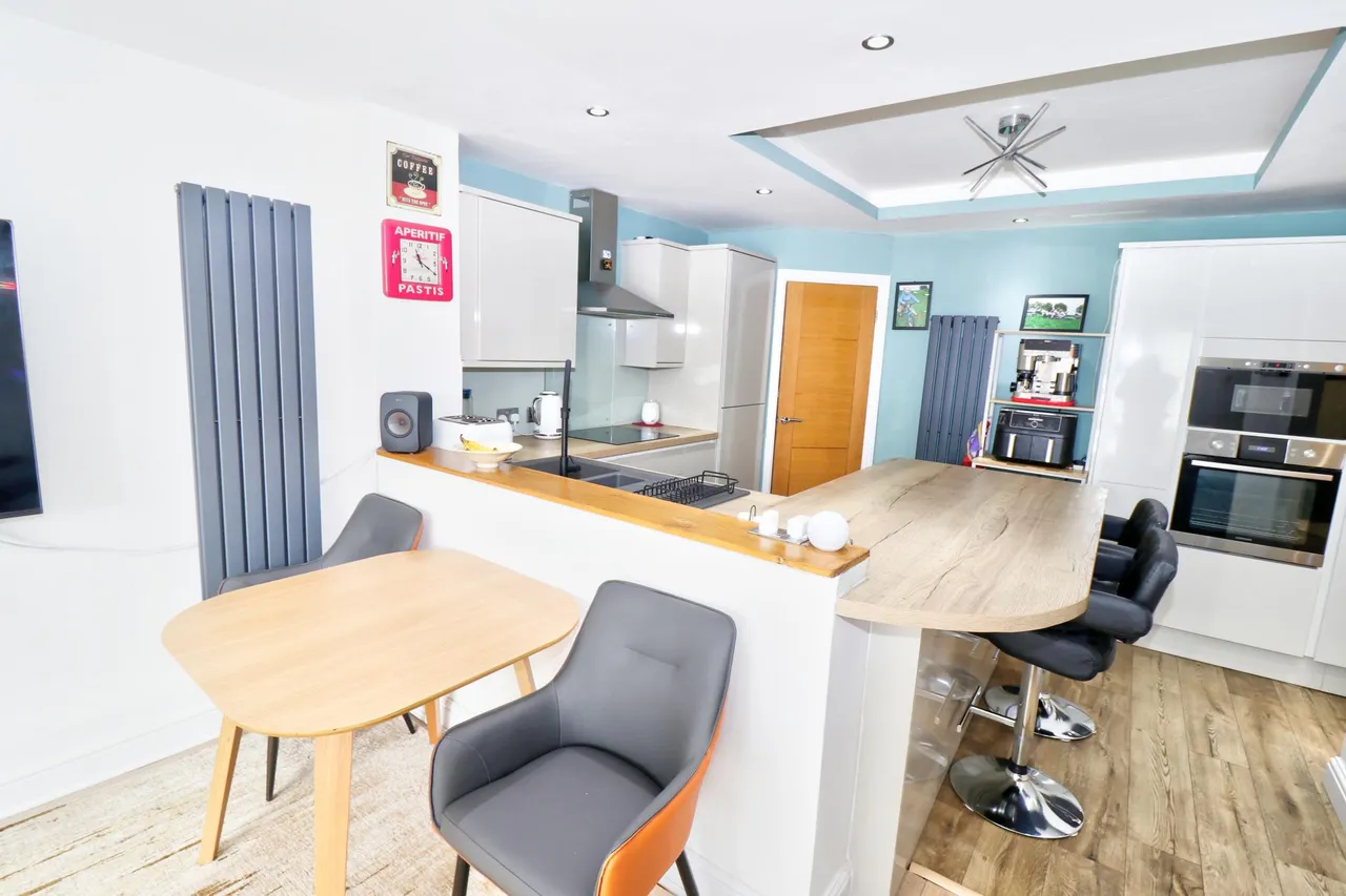 2 bed house for sale, Ashton Road, Manchester, M35