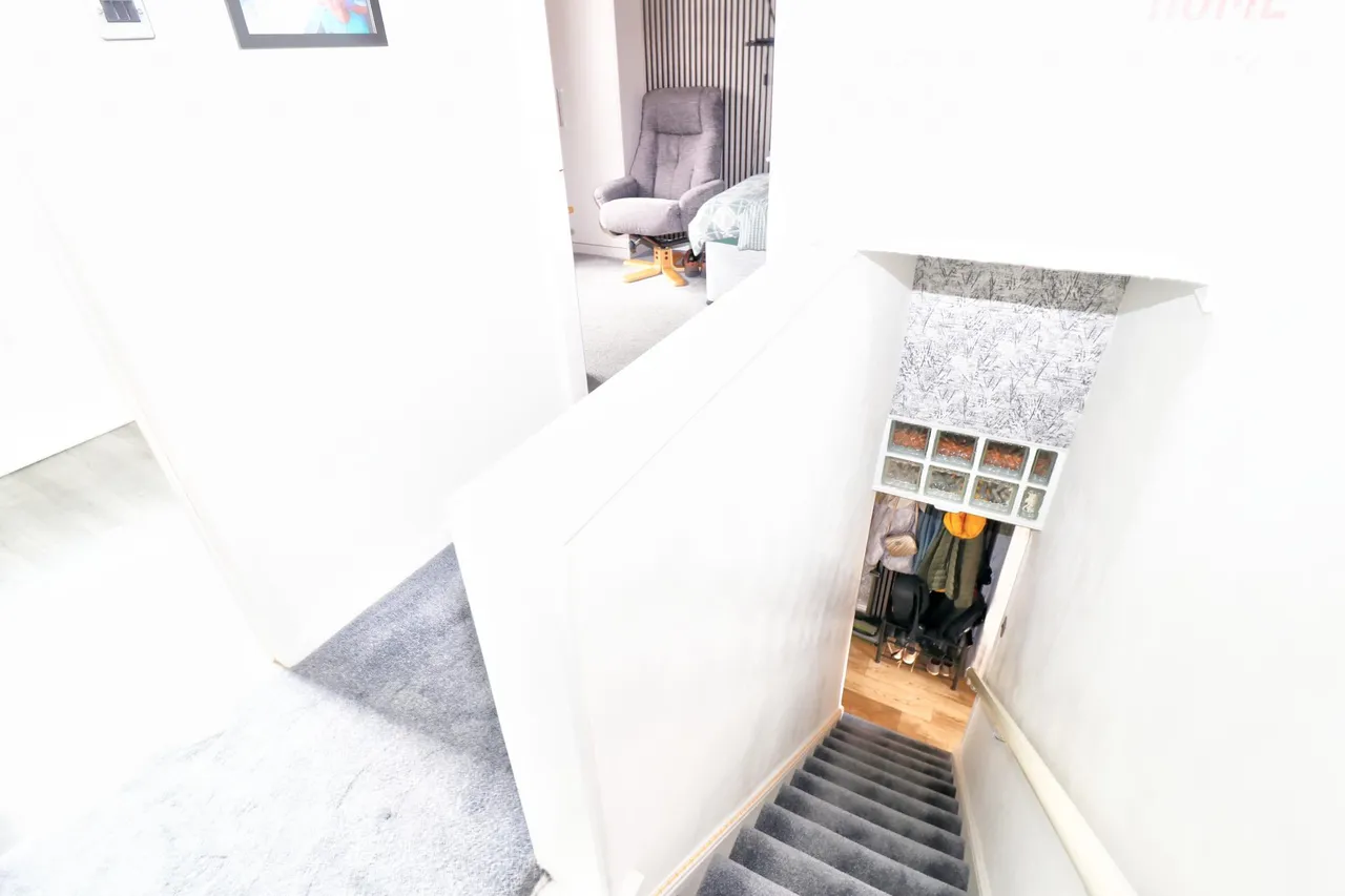 Ashton Road, Manchester, M35, photo 15