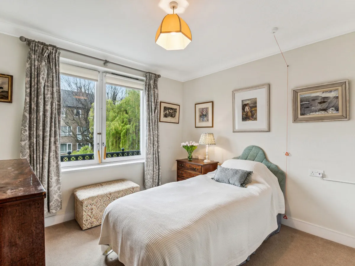 Milmans Street, London, SW10, photo 2