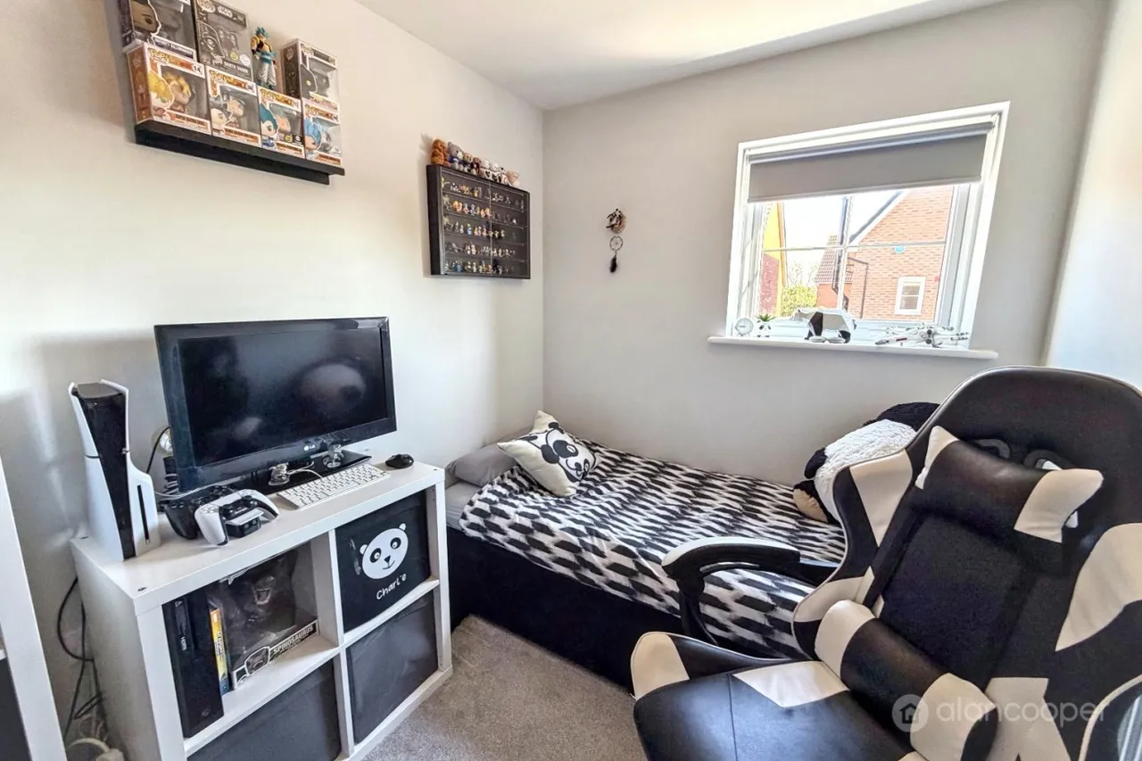 Flower Garden Drive, St James' Gate, CV10, photo 20