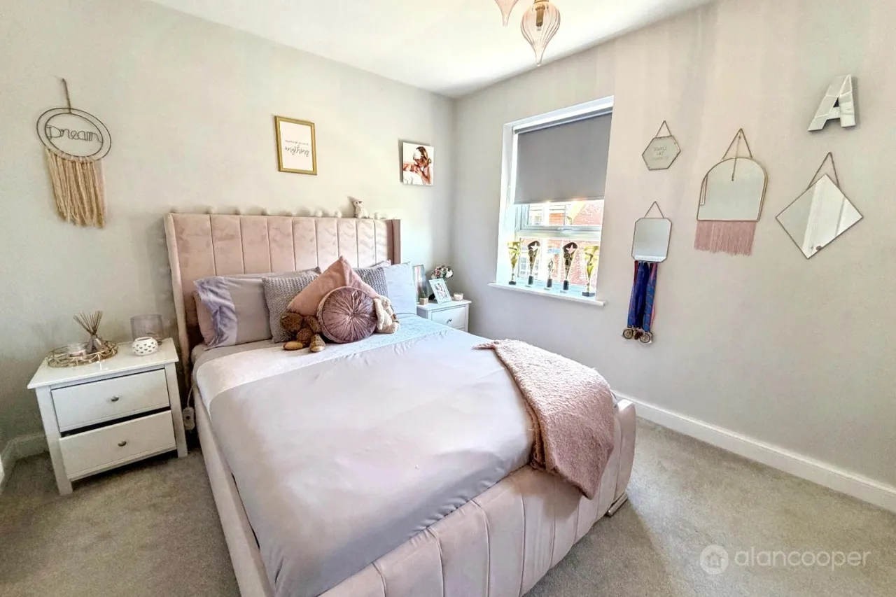 Flower Garden Drive, St James' Gate, CV10, photo 18