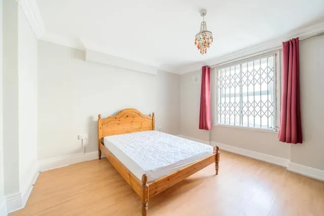 Westbourne Park Villas, London, W2, photo 5