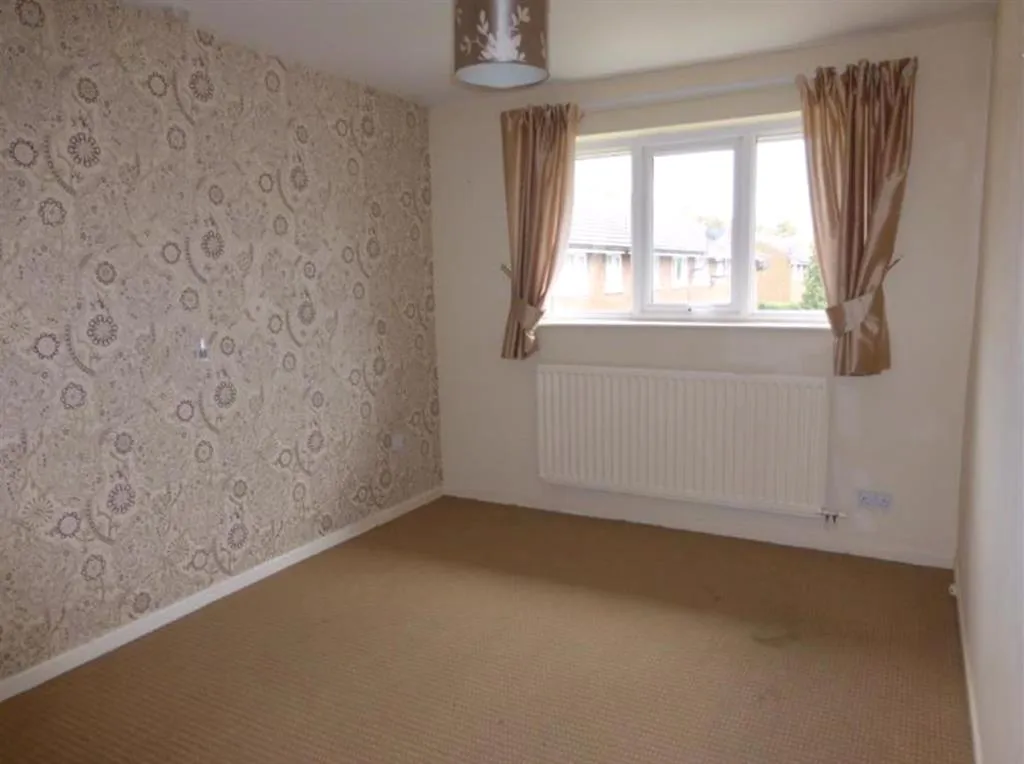 Croome Close, B98, photo 6