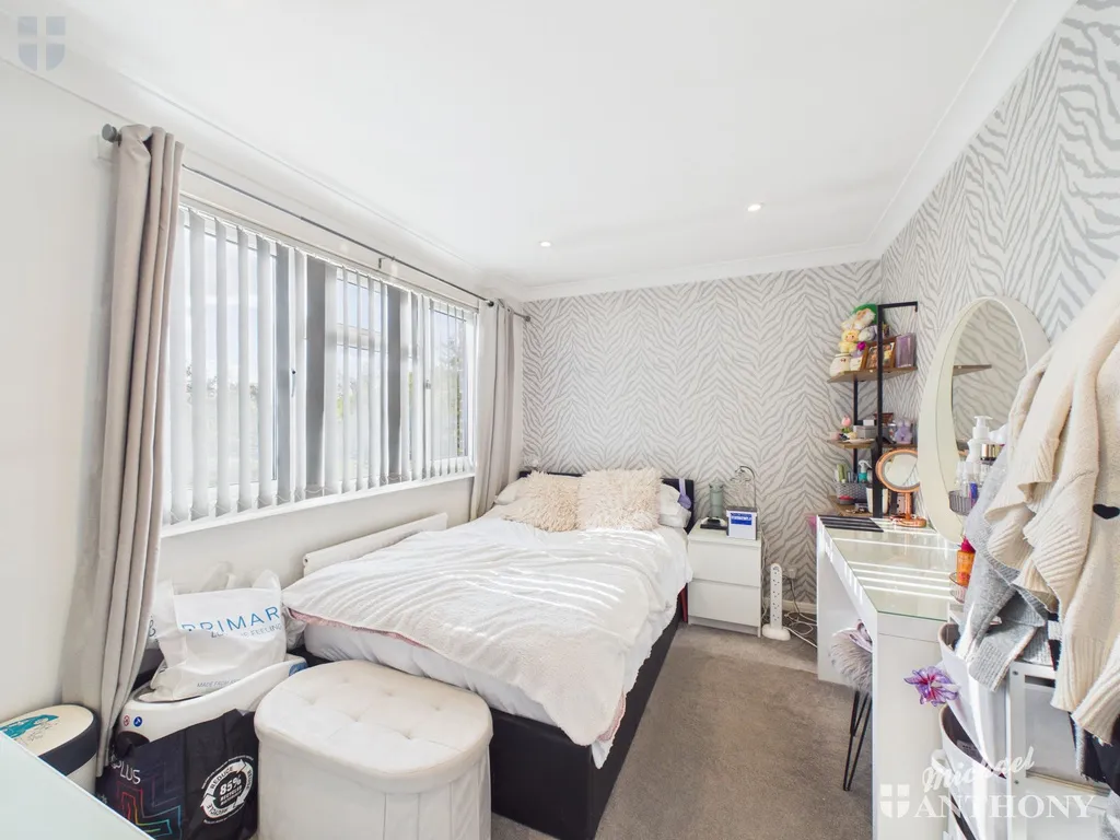 Somerville Way, Aylesbury, HP19, photo 8