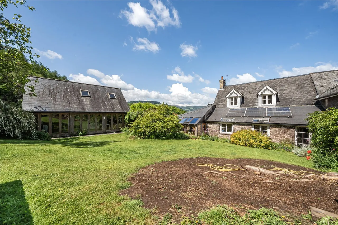 Bwlch, Brecon, Powys, LD3 7JJ, photo 19