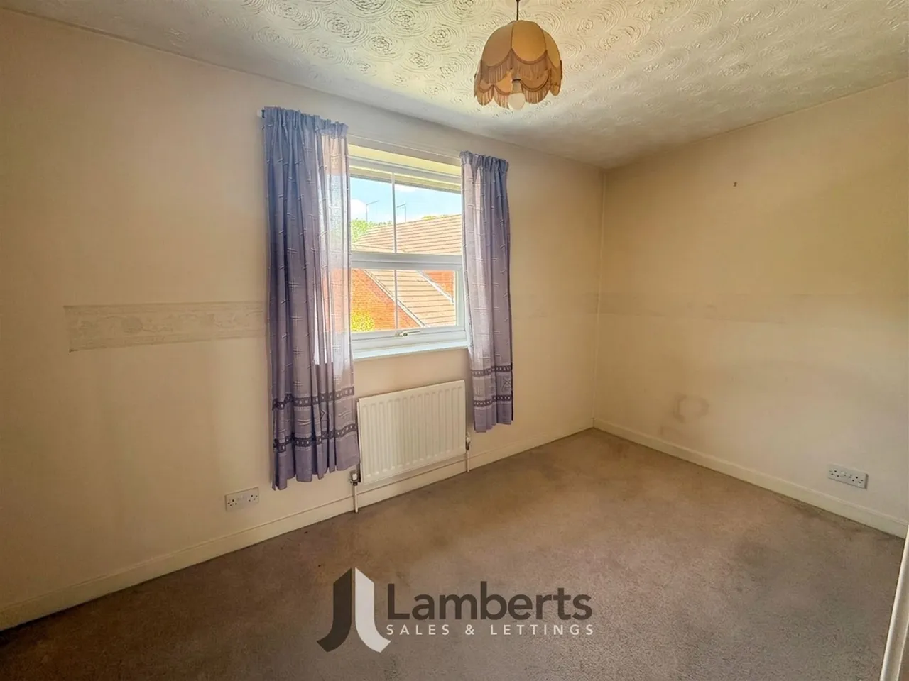 39 Abbeyfields Drive, Studley, photo 10