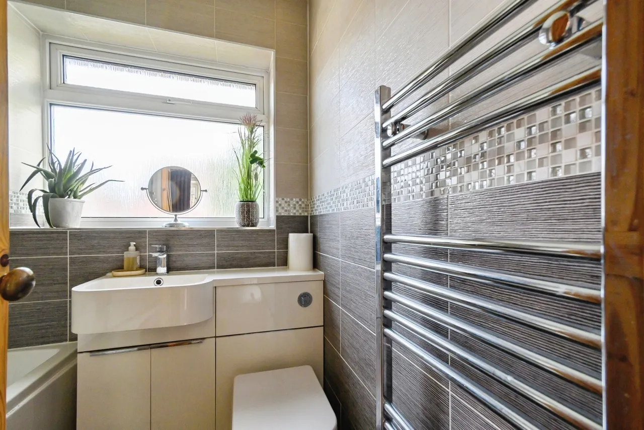 Avon Close, Worsley, Manchester, Greater Manchester, M28, photo 17