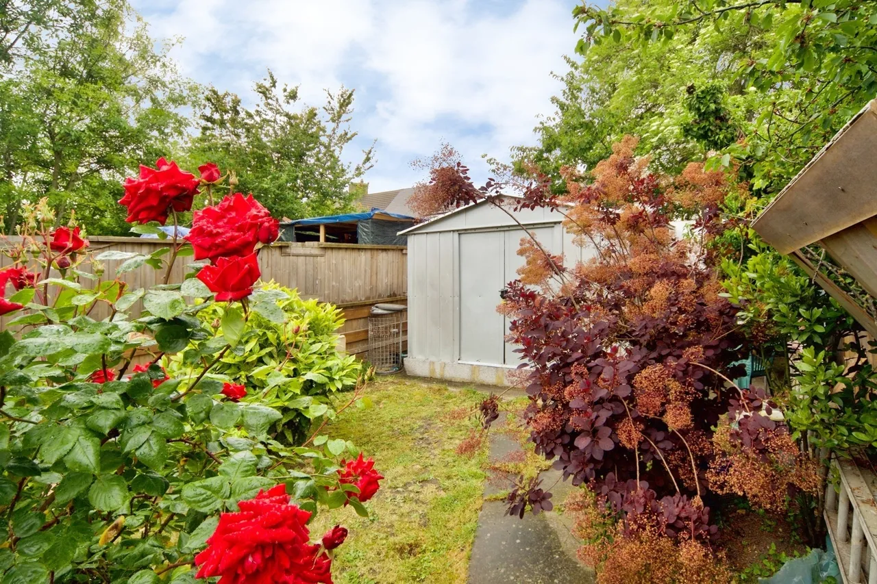 Porters Avenue, Dagenham, RM8, photo 7