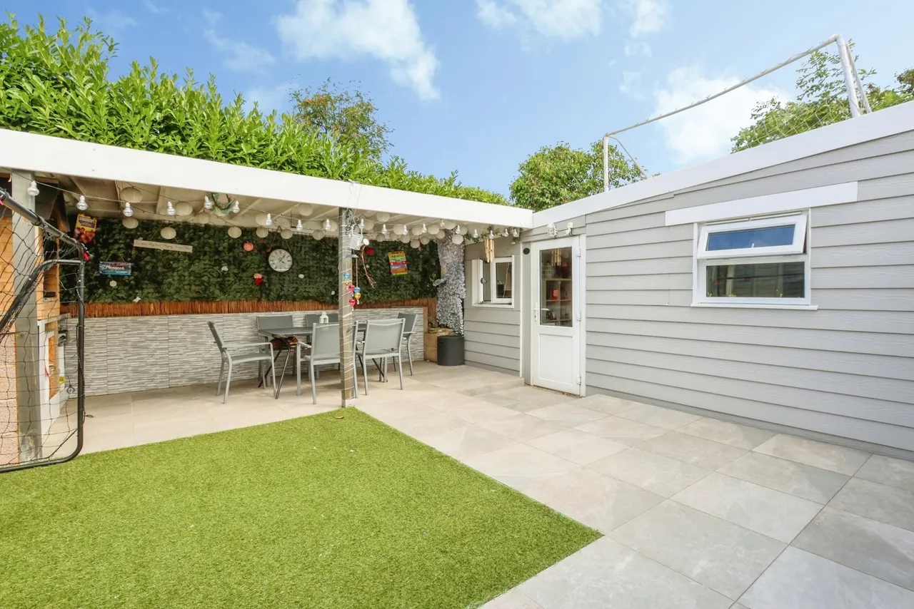 Wimborne Road, Bearcross, BH11, photo 2