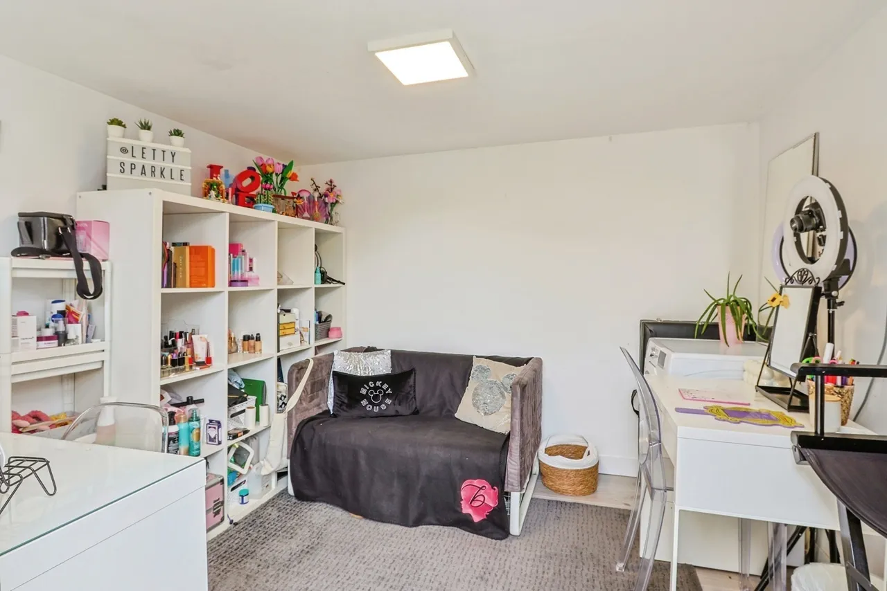 Wimborne Road, Bearcross, BH11, photo 16