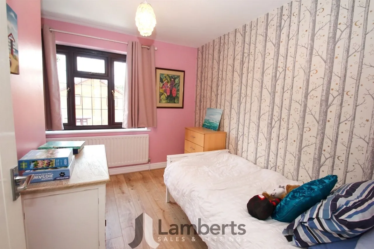 8 Riverside, Studley, photo 19