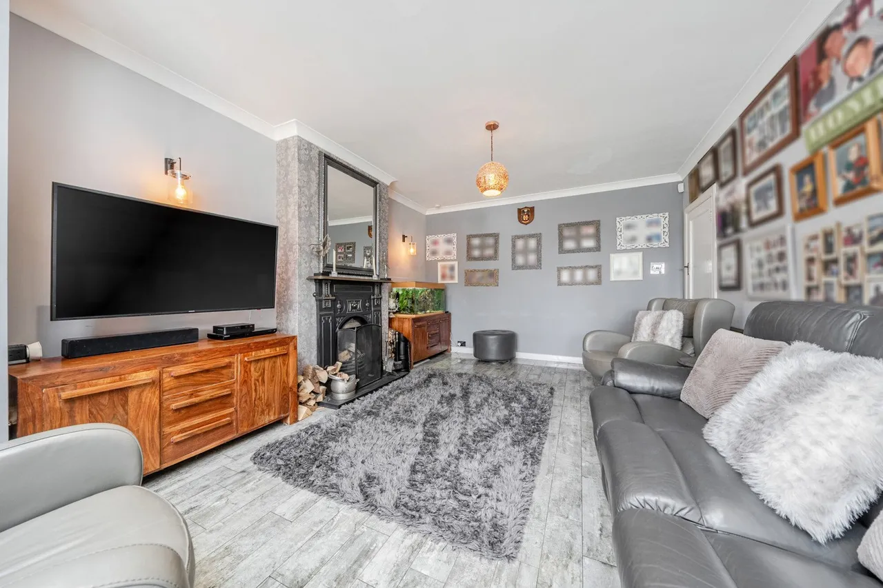 Eltham Palace Road, SE9, photo 19