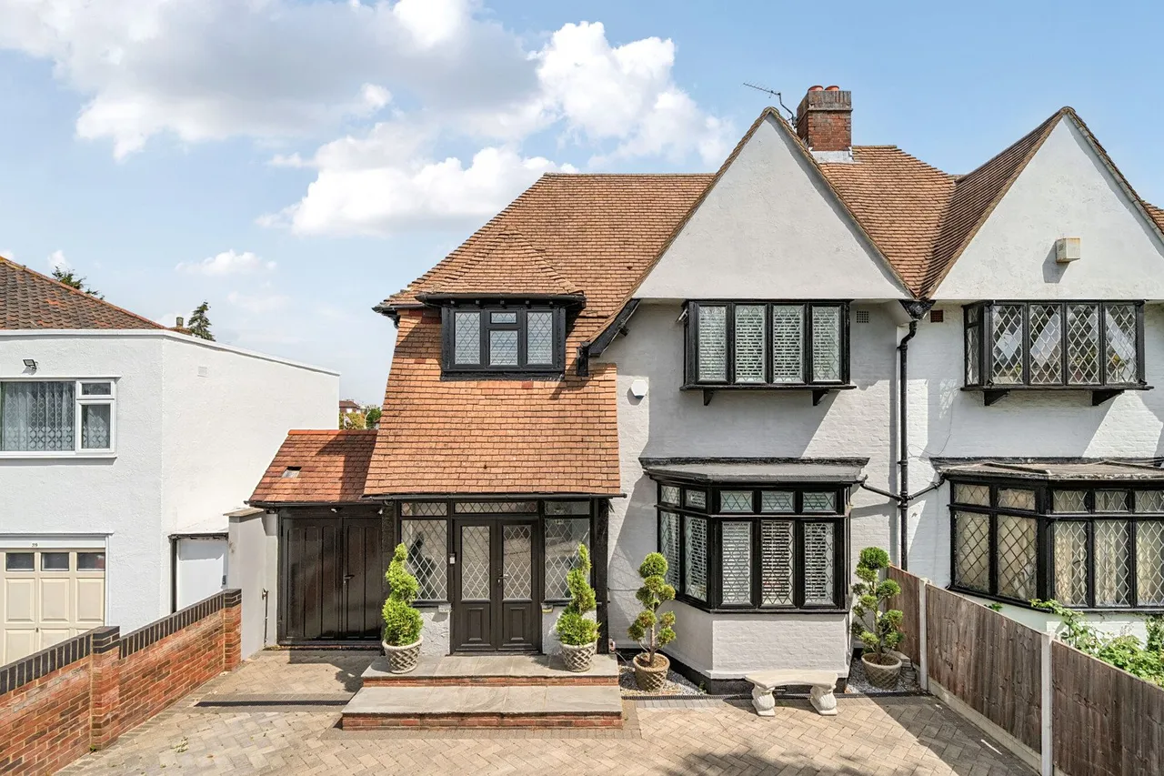 Eltham Palace Road, SE9, photo 40