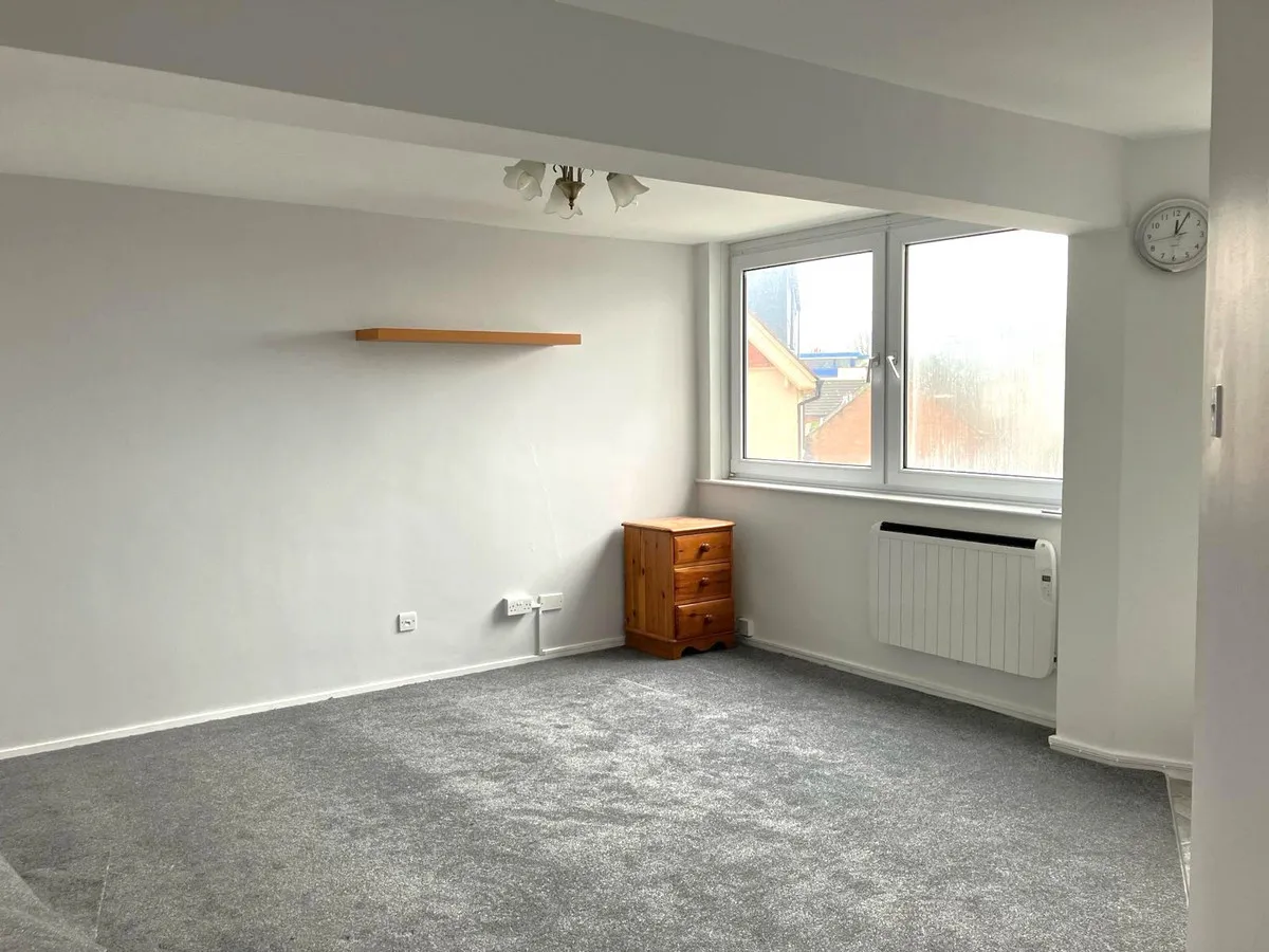 Hove, BN3 1PU, photo 3