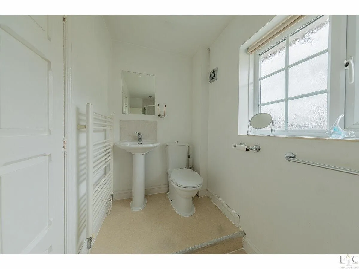 Main Street, Mowsley, LE17, photo 19
