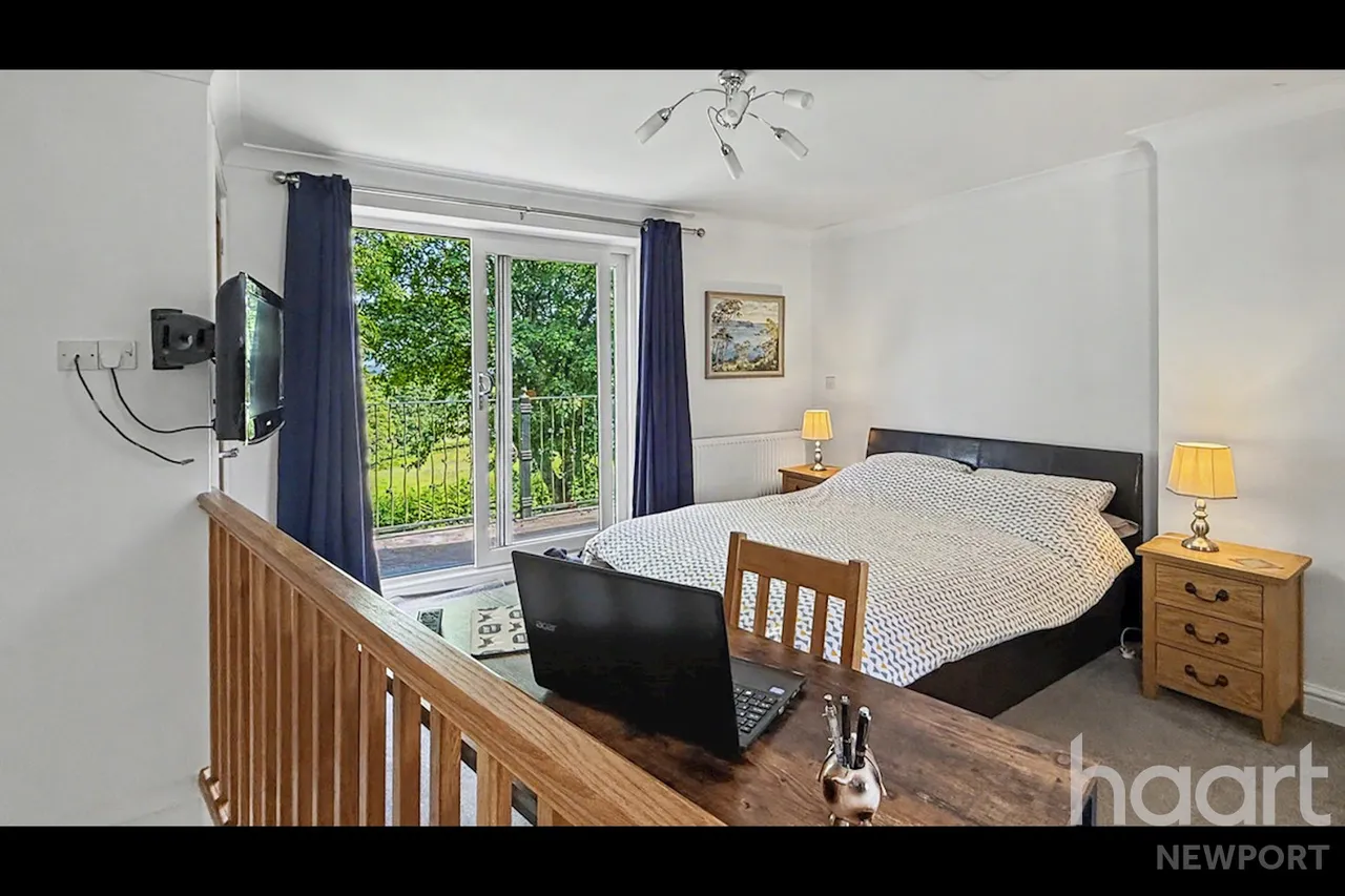 Newport, NP10, photo 21