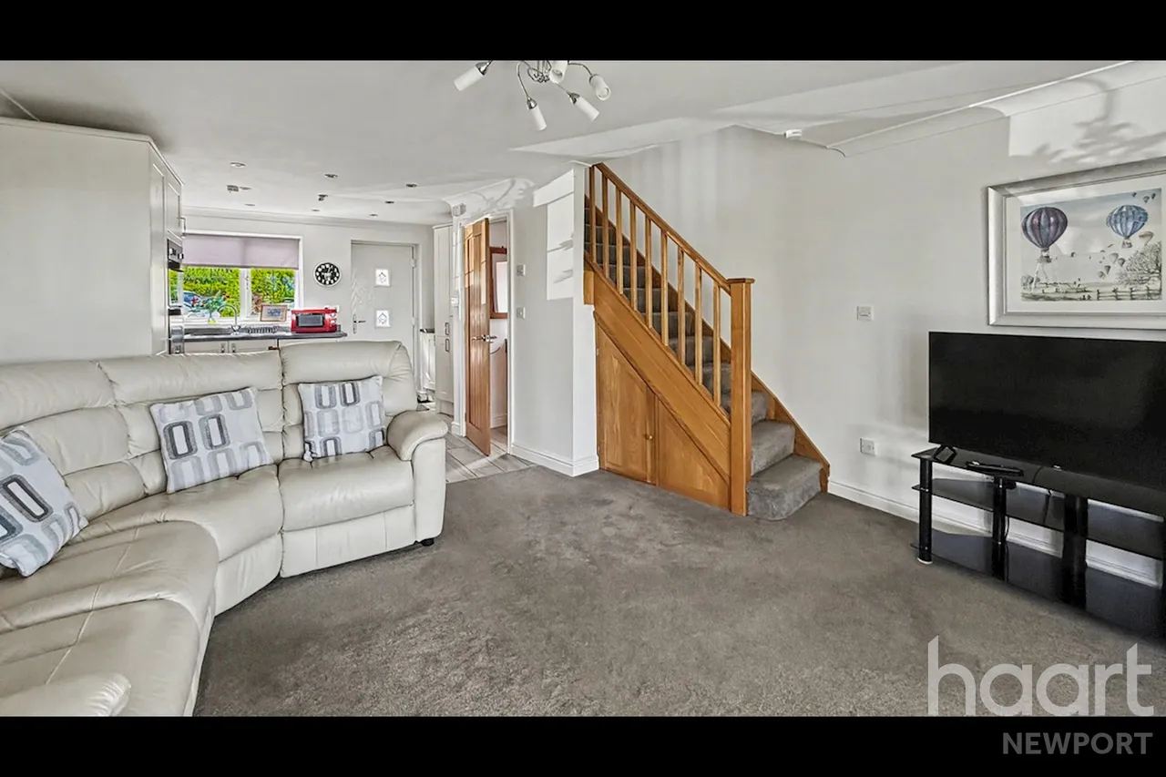 Newport, NP10, photo 14