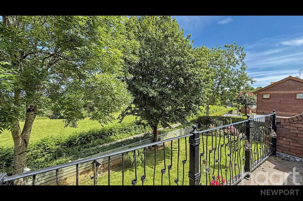 Newport, NP10, photo 31