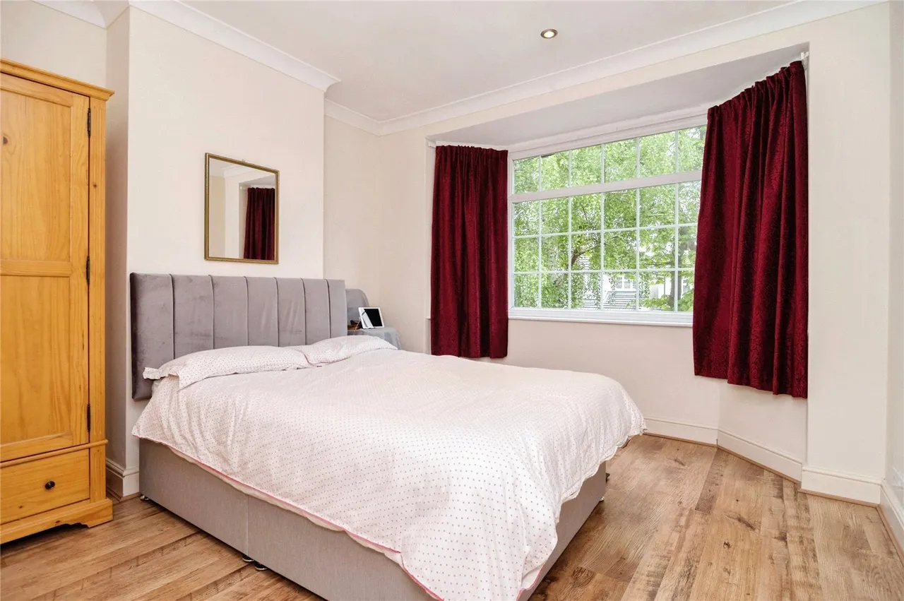 Bradleigh Avenue, Grays, Essex, RM17, photo 18