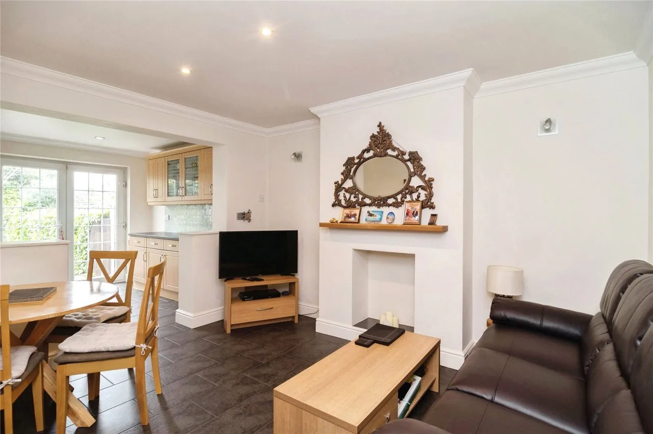 Bradleigh Avenue, Grays, Essex, RM17, photo 3