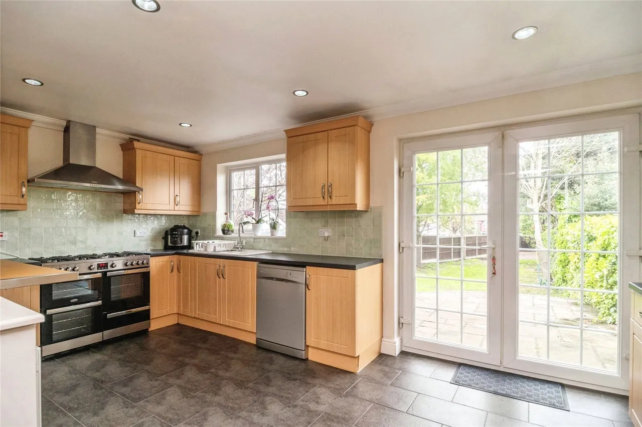 Bradleigh Avenue, Grays, Essex, RM17, photo 4