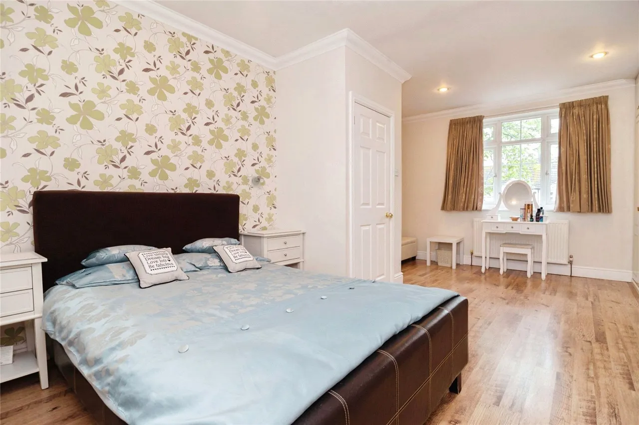 Bradleigh Avenue, Grays, Essex, RM17, photo 15