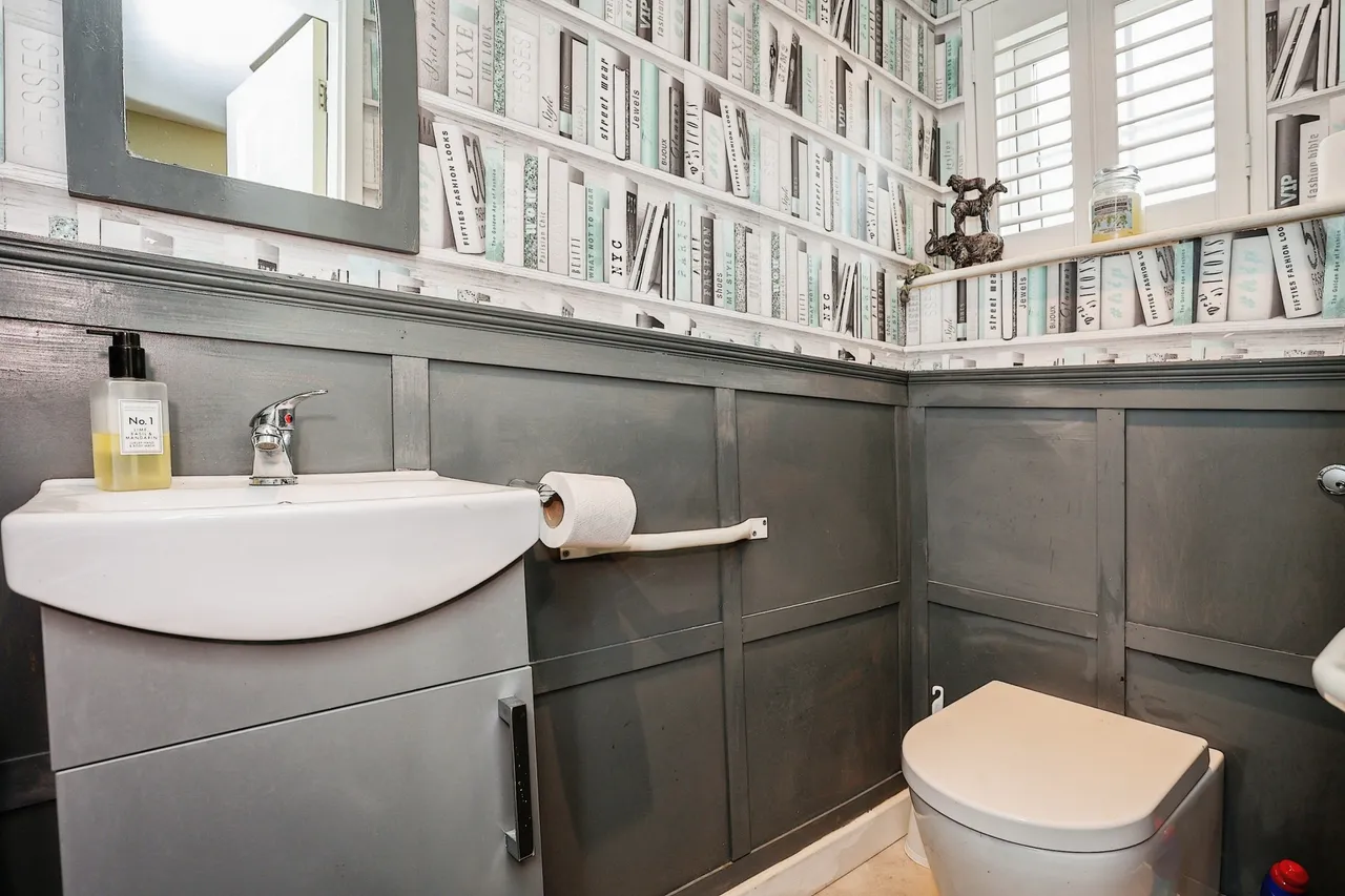 Oak Way, Frisby On The Wreake, LE14, photo 11