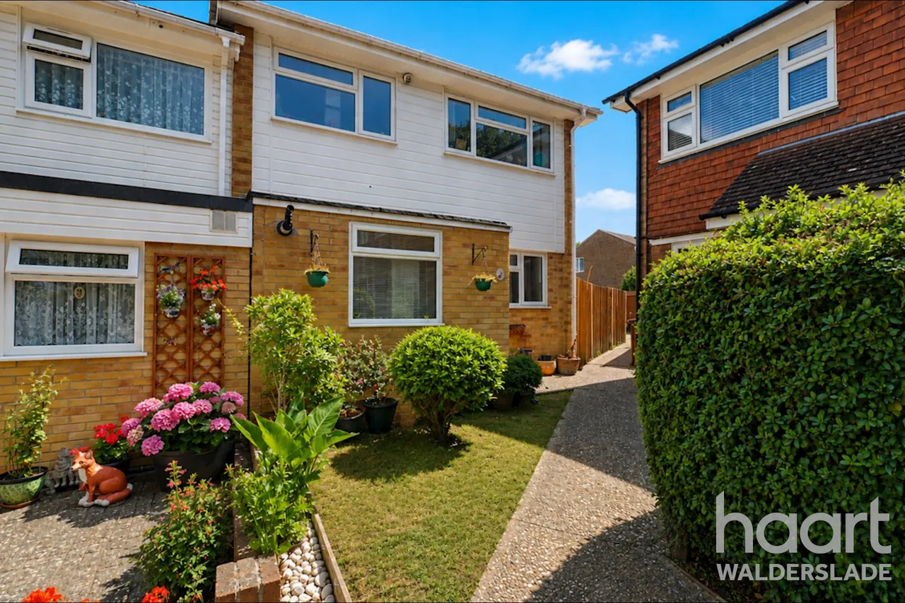 3 bed house for sale, Coppice Road, Chatham, ME5