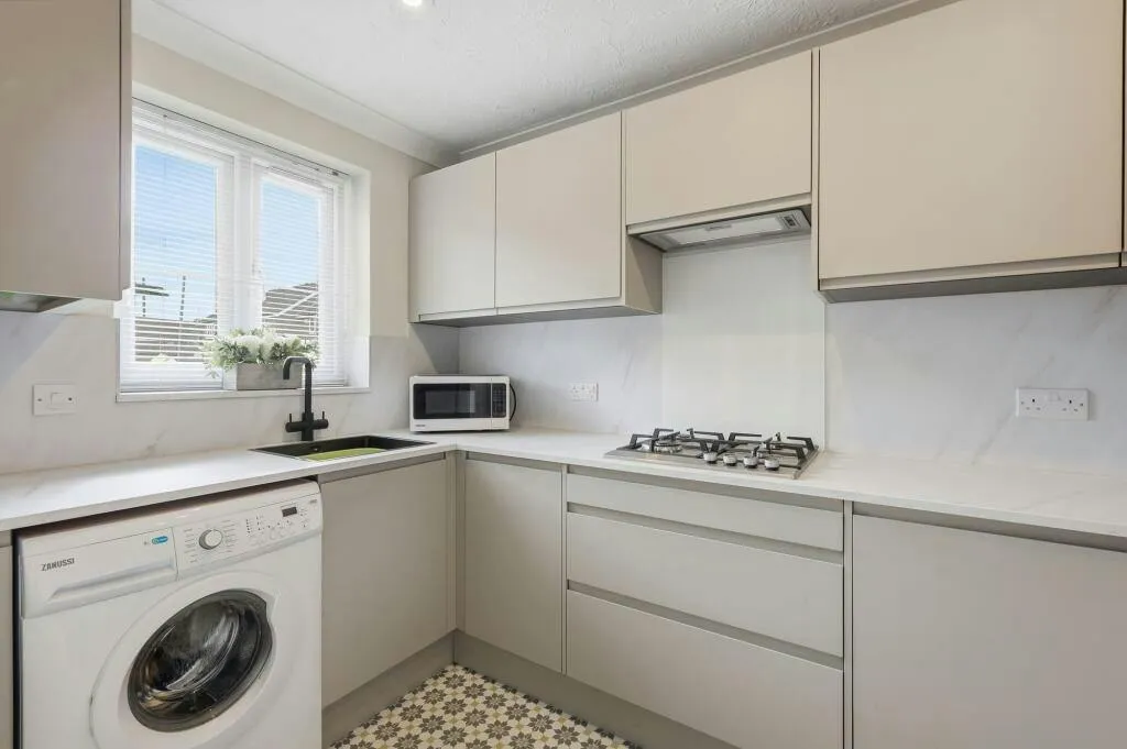 Westminster Gardens, London, E4, photo 7