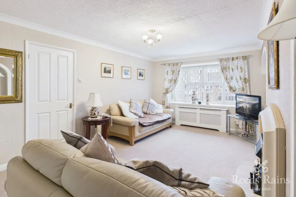 Holywell Gardens, Castleford, West Yorkshire, WF10, photo 4