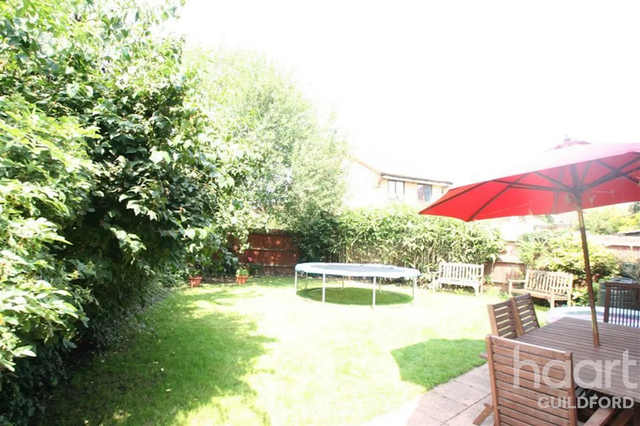 Fairbourne Way, GU2, photo 11