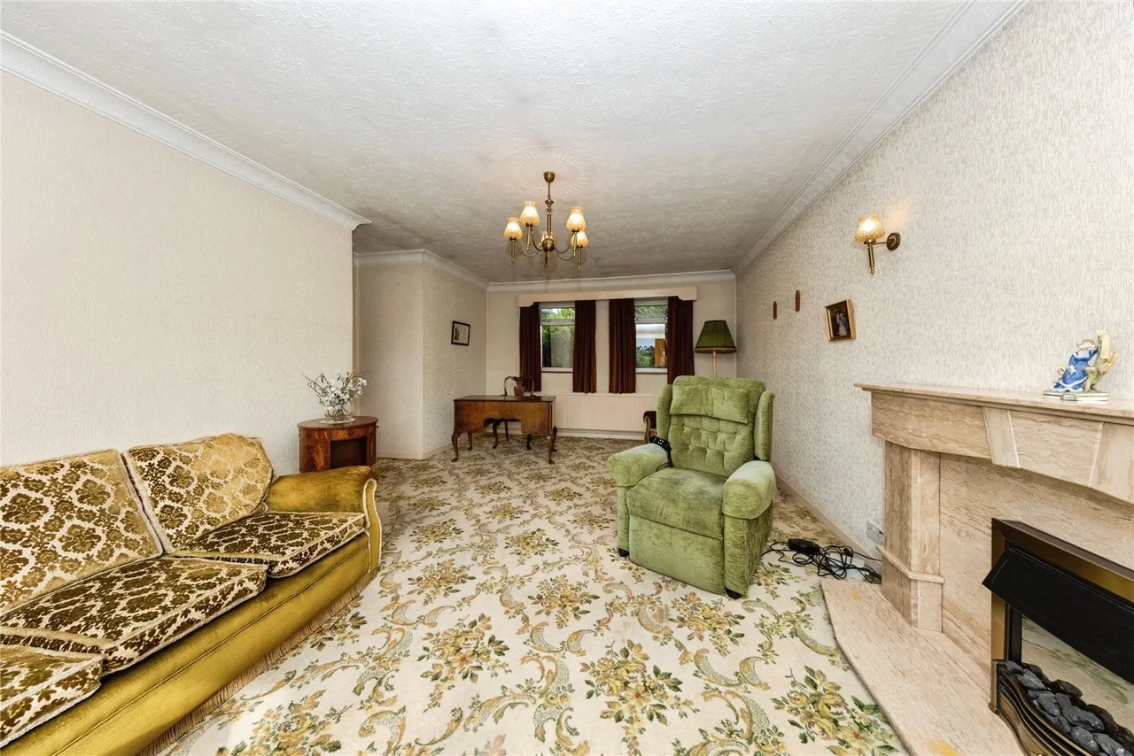 Cwmbach Road, Llanelli, SA15, photo 15