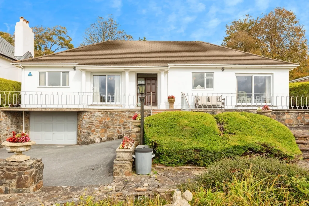Cwmbach Road, Llanelli, SA15, photo 9