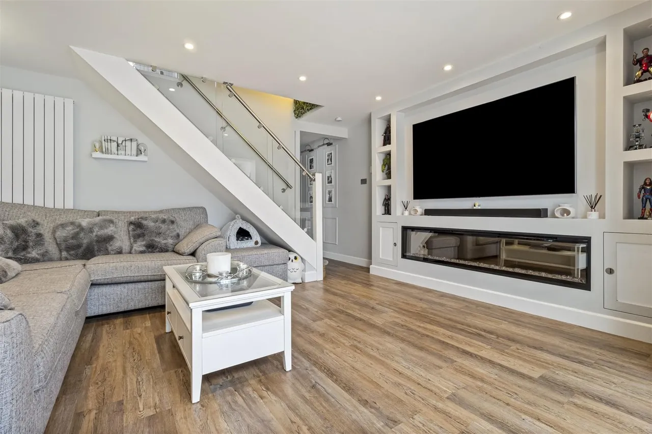 Timber Close, Worthing, photo 3