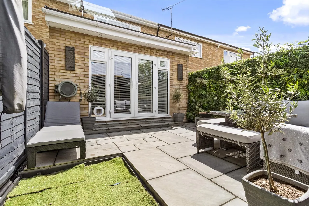 Timber Close, Worthing, photo 6